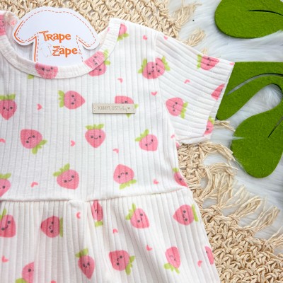  Vestido Canelado Off White Moranguinhos